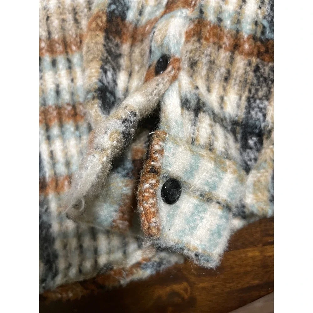 NovaMen Fashion Nova Plaid Fuzzy Shacket Mens Medium Brown Tan Blue Check Jacket